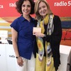 Encuentro de Ana Barrera con la periodista Pepa Fernández en la Feria del Libro de Madrid / Platero CoolBooks